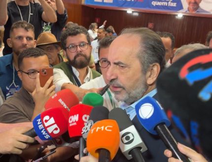 Alexandre Kalil oficializa candidatura pelo PDT e projeta cenário eleitoral em Minas