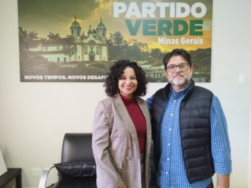 Kell Silva assume comando do PV em Divinópolis e oficializa pré-candidatura estadual