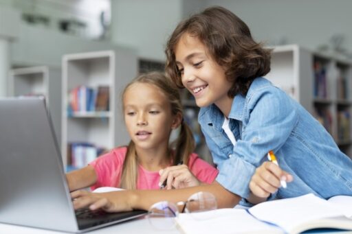 Rede municipal de Divinópolis adota ensino de computação do infantil ao 9º ano