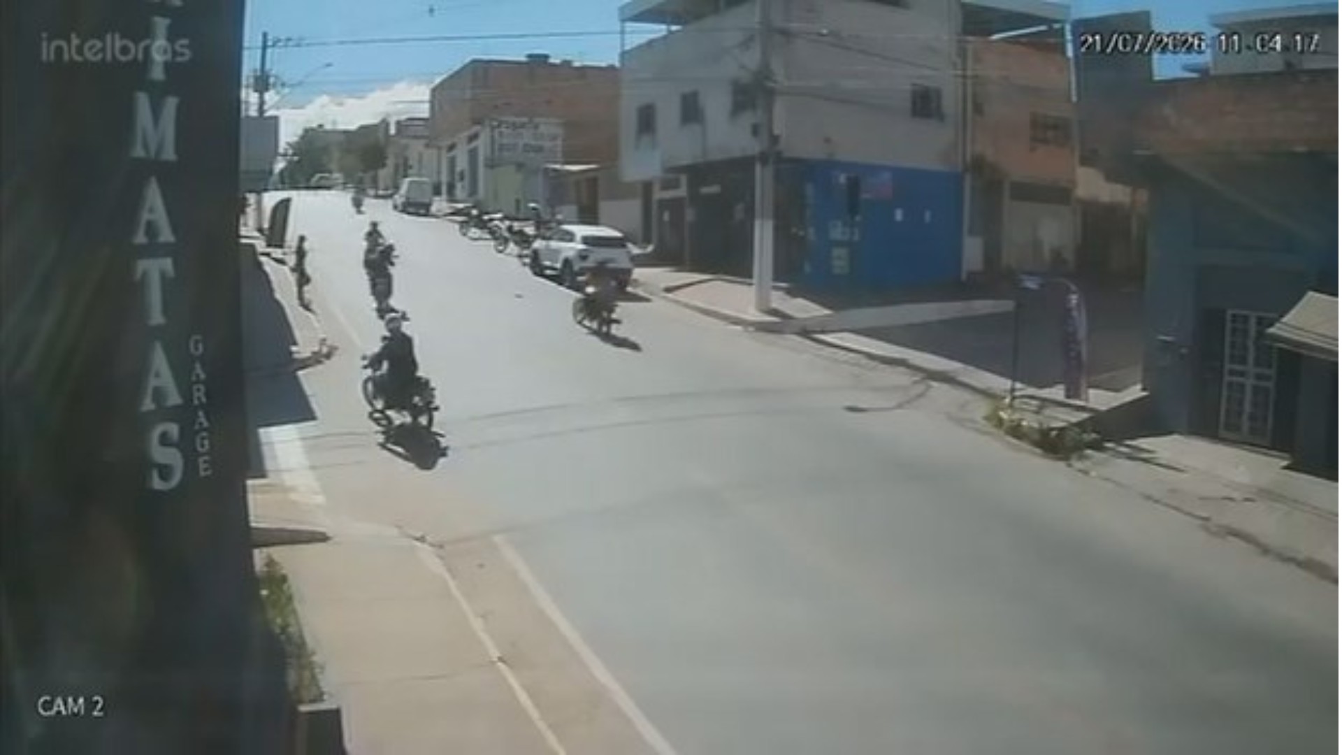 Colisão frontal entre motocicletas deixa dois feridos em Nova Serrana