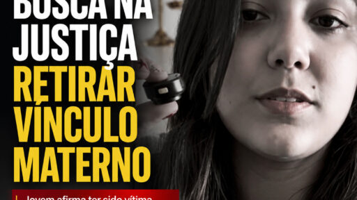 Justiça analisa pedido de mulher para remover nome da mãe de certidão após histórico de abusos