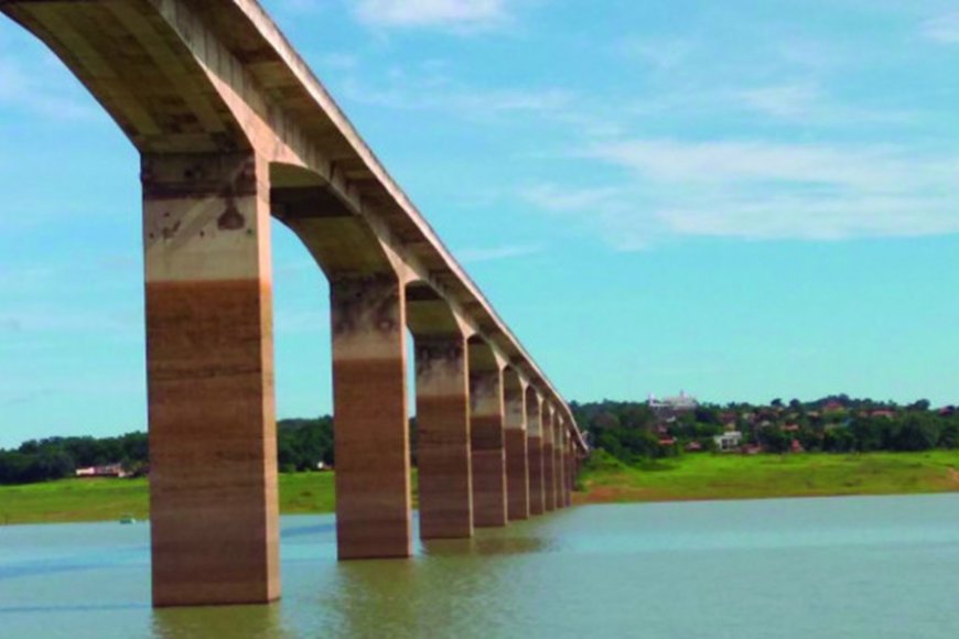 Interdição total da Ponte Quinca Mariano altera tráfego entre Minas Gerais e Goiás