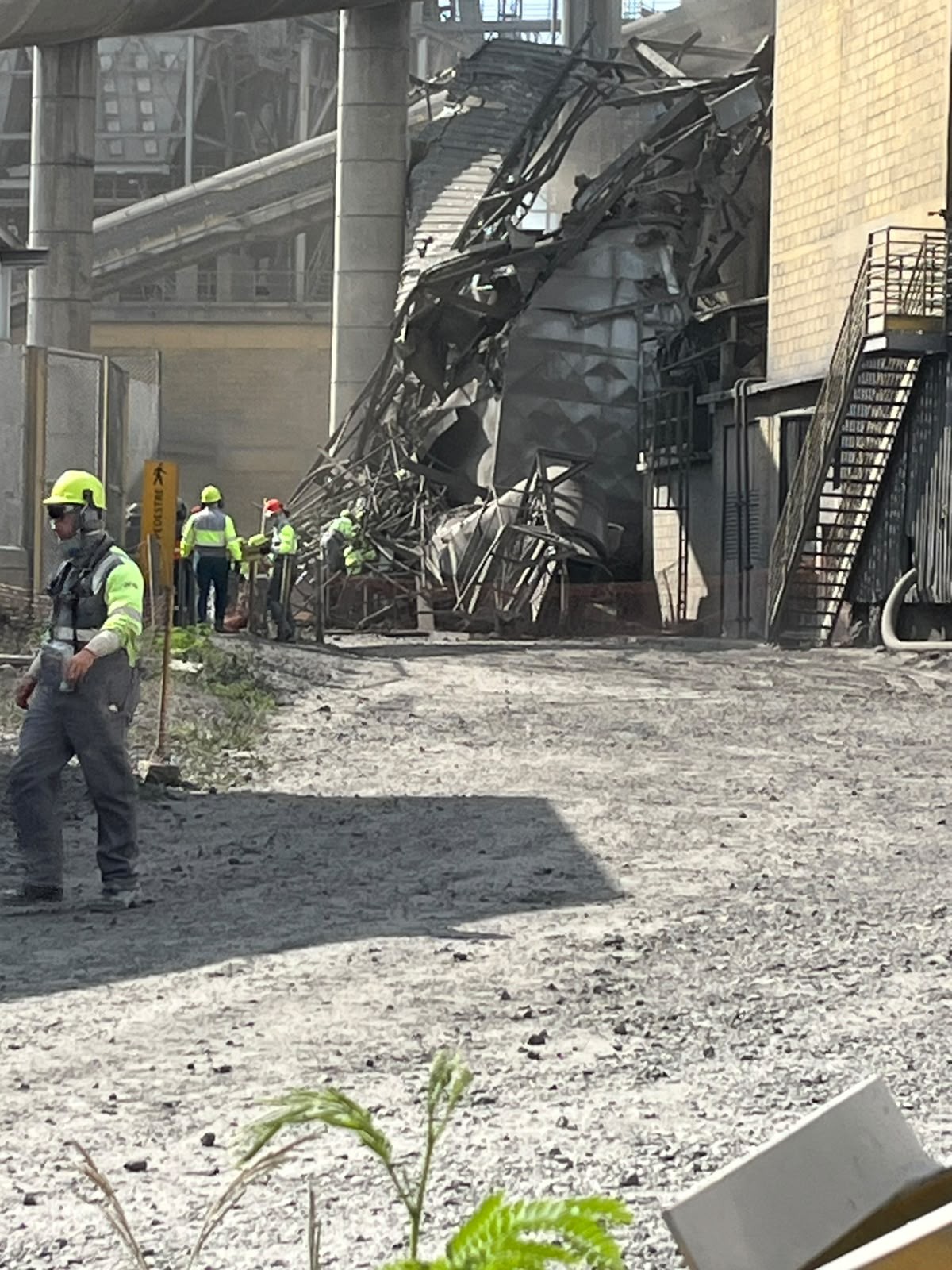 Acidente em mineradora de Arcos deixa um morto e três feridos