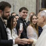casal mineiro recebe bencao e conselho do papa sobre fam 1787486181101
