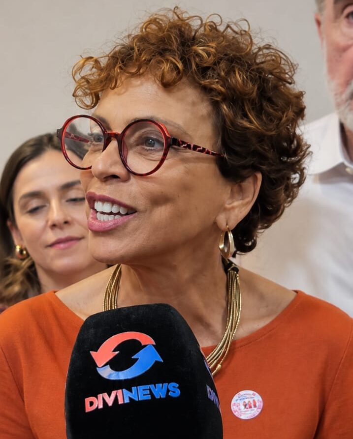 Marília Campos projeta força eleitoral e foco municipalista em visita a Divinópolis