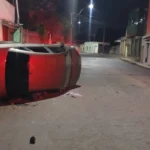 motorista embriagado capota veiculo e agride policiais a 1787702893827