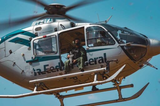 Operação Áquila utiliza helicóptero para interceptar contrabando na Mg-050