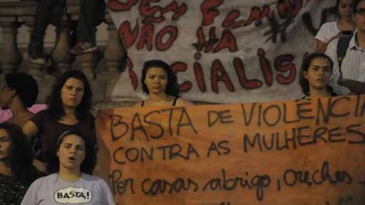 Violência contra a mulher atinge 54% das brasileiras enquanto apenas 11% dos homens admitem agressões