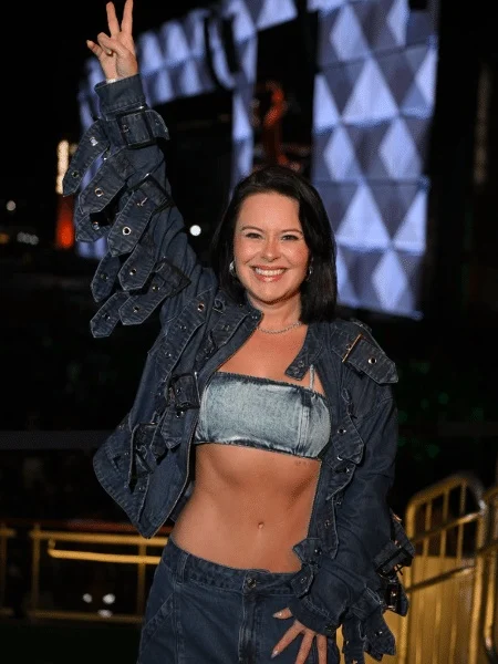 Mari Bridi detalha rotina de emagrecimento e combate ao etarismo