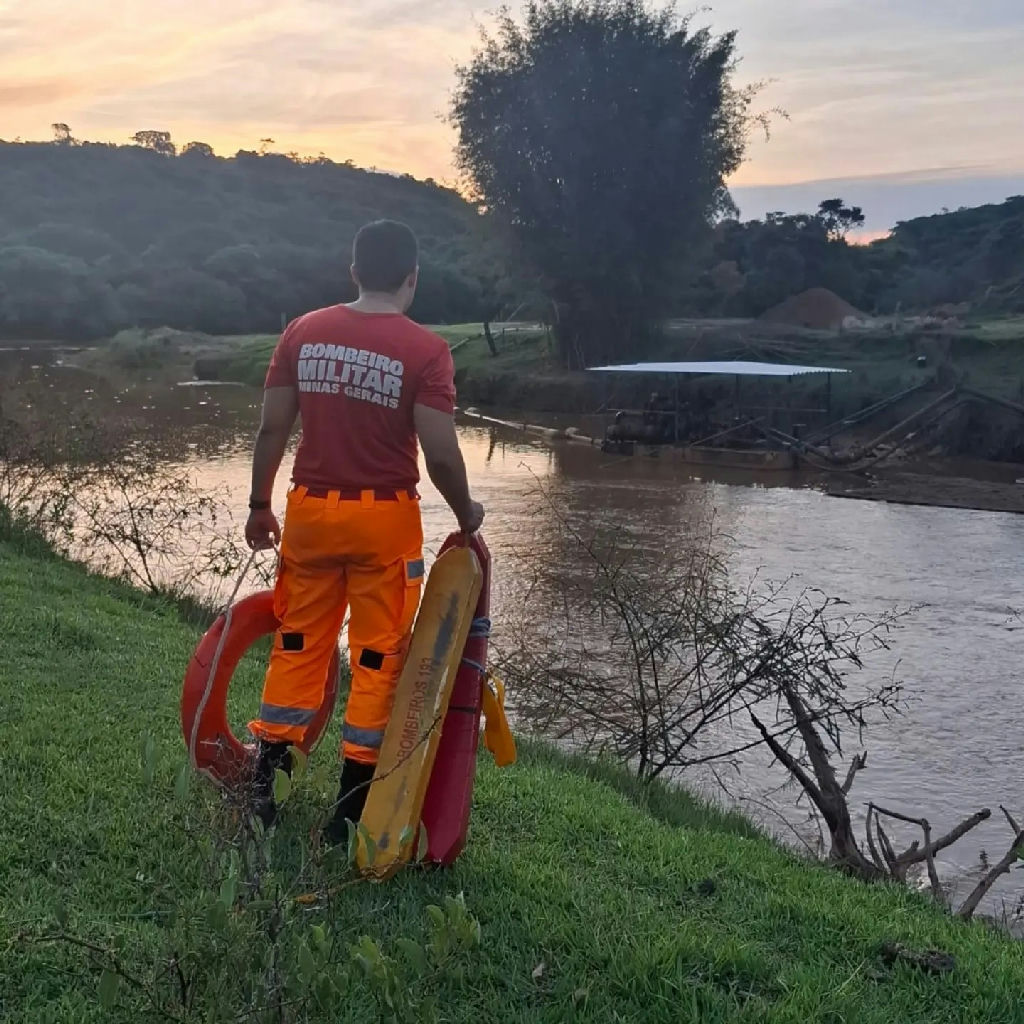 Afogamento em poço profundo do Rio Jacaré causa morte de jovem em Oliveira