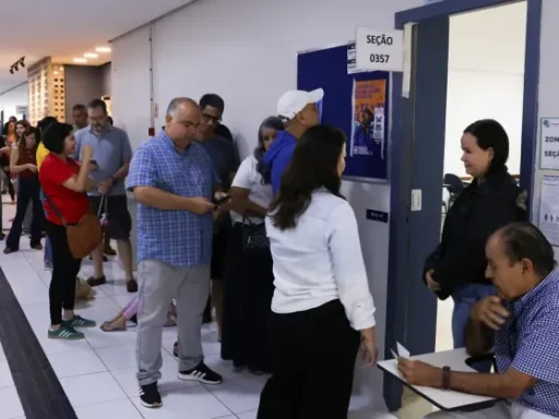 Eleitores devem consultar mudança de seção antes do segundo turno