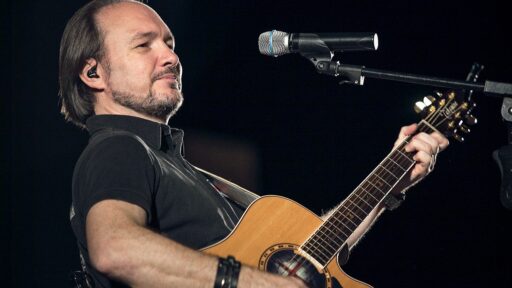Nova serrana recebe neste sábado a primeira marcha para jesus e show de David Quinlan