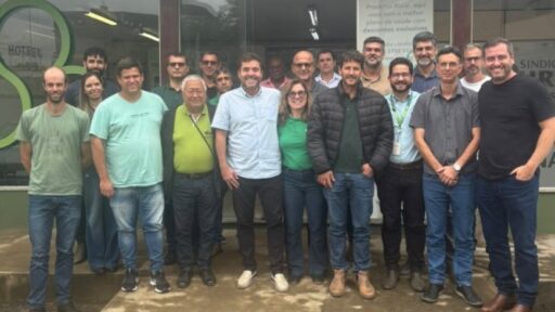 Produtores de peixes ornamentais da Zona da Mata buscam apoio do Ministério da Pesca para o setor