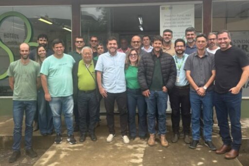 Produtores de peixes ornamentais da Zona da Mata buscam apoio do Ministério da Pesca para o setor