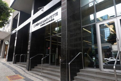 Quatro condenados por tentativa de desviar R$ 3,2 milhões em fraudes judiciais em Minas Gerais